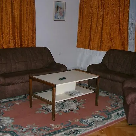 Apartmán Lizi Apartman