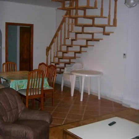 Lizi Apartman