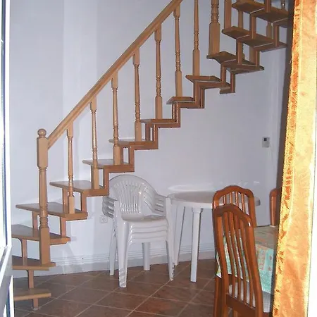 דירה Lizi Apartman *