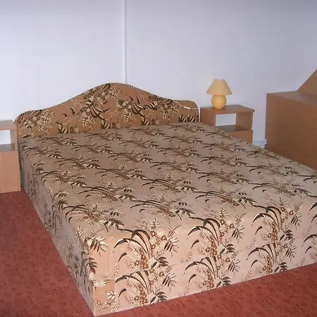 Apartmán Lizi Apartman *