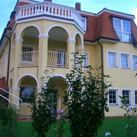 דירה Lizi Apartman Hévíz