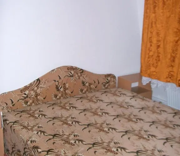 Апартаменты Lizi Apartman *