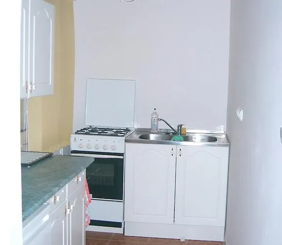 Апартаменты Lizi Apartman *